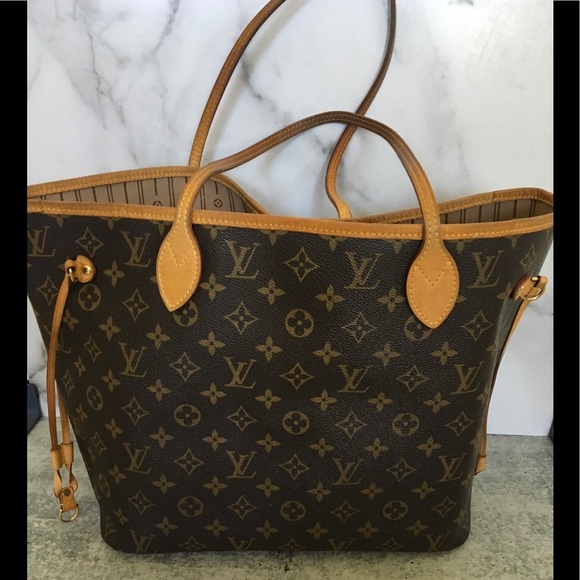 Louis Vuitton Handbags - Louis Vuitton Neverful MM 💯 Authentic